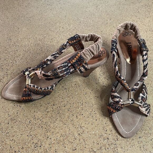 J.Renee "Yolanda" Fabric and Suede Wood Heel Sandals sz 8 - Picture 7 of 16